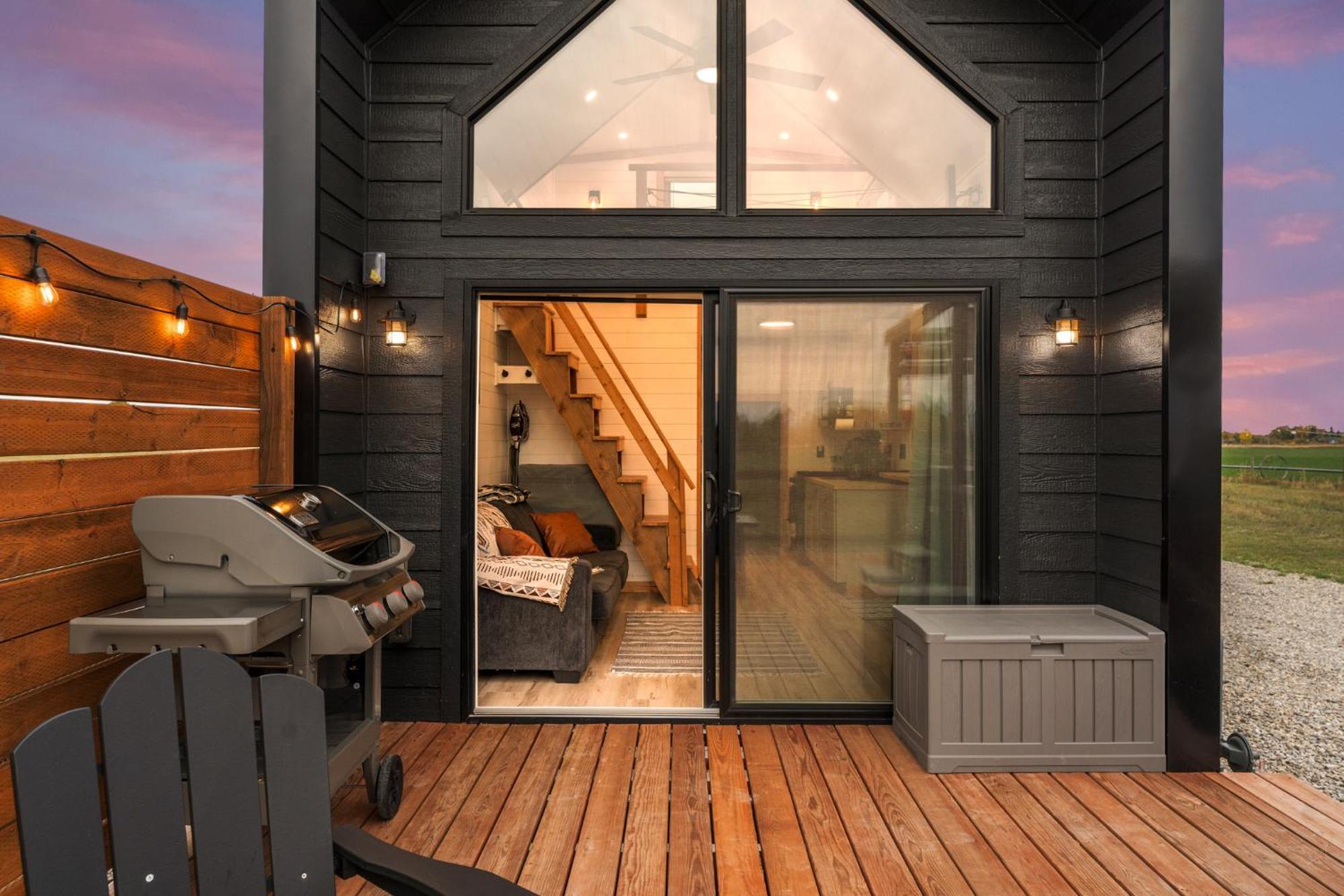 Modern Tiny Cabin, With Hot Tub In Choteau Mt Exterior foto